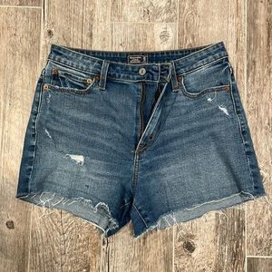Abercrombie high rise short